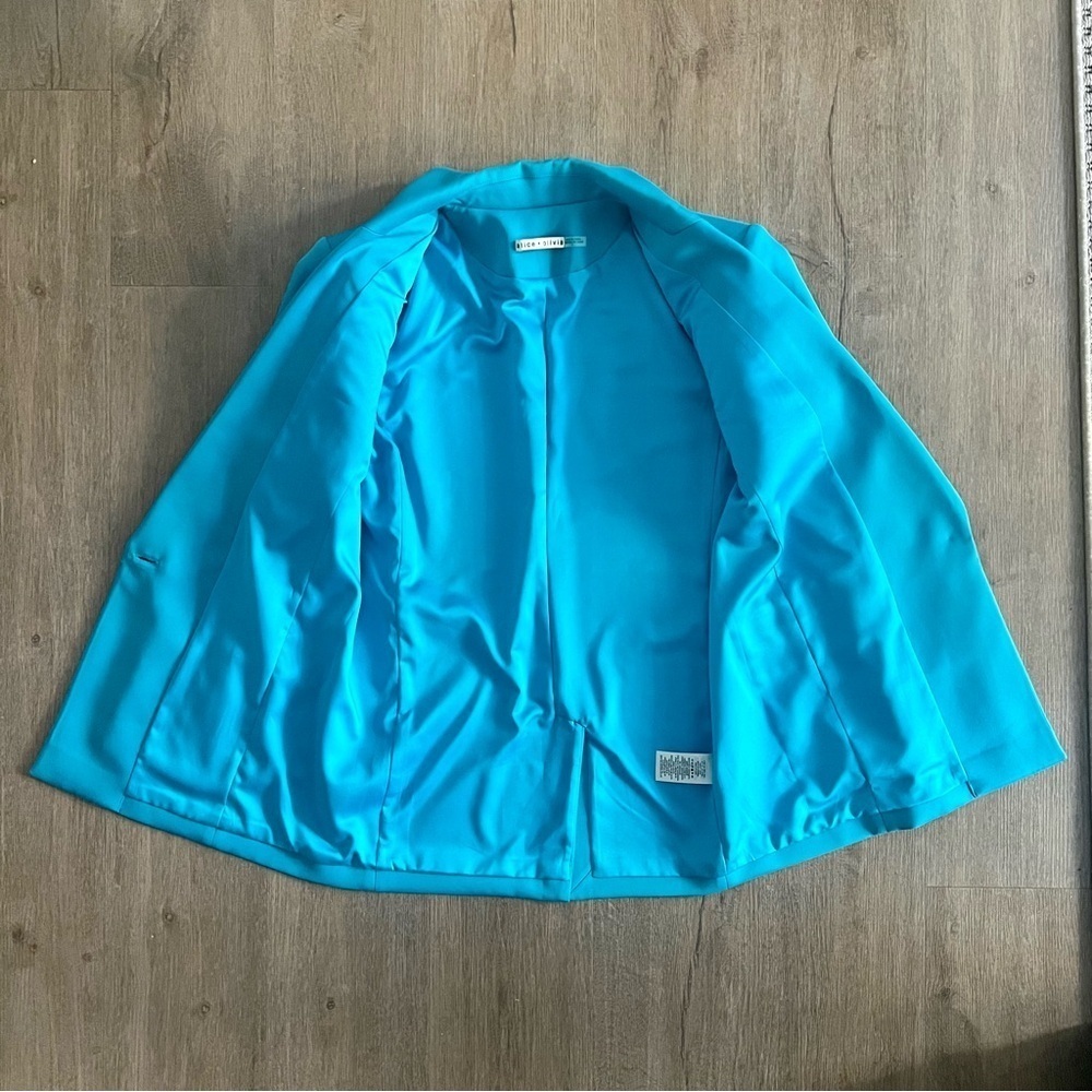 Alice + Olivia Shan Solid Oversized Satin Blazer - Ocean Blue - Size 4 - Picture 5 of 15